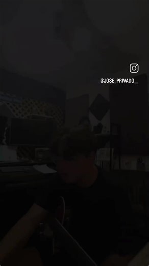 Inspiring Introduction by Hillsong United