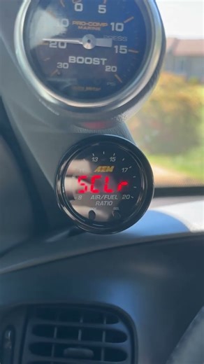 Newly installed AEM Wideband stuck in HEAT loop… any suggestions? #aem #wideband #fordlightning