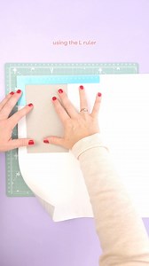 Our Bookbinding Ruler Set is here to make your creative process smoother than ever 📚 With tools for aligning, cutting, spacing, and corner trimming, all in one handy case, you’ll have everything you need to bind like a pro 💙 Whether you’re covering albums or making structures, this set is a must have ✂️ During our sales , you can find our brand's products at a 35% discount. Check our Bio to discover more! ◽◽◽ Unser Buchbinder-Lineal-Set ist da, um deinen kreativen Prozess so reibungslos wie ni