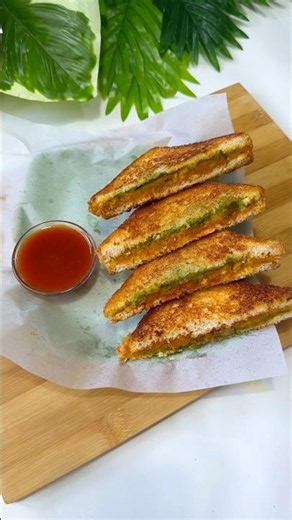 Potato Sandwich Recipe #shorts #potato #aloo #sandwich #recipe #snacks #trending #viral #shortsfeed