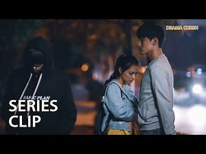 [ENG] 口嫌体正直！同桌乔一遇流氓，高冷言默英雄救美 Why the boy walk his deskmate home | 吴倩 张雨剑 | 我只喜欢你