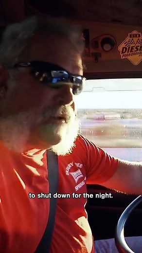 435K views · 6.5K reactions | Marc’s Tire Blows Out Hauling an 11-Foot Fragile Glass Pipe  #ShippingWars | Shipping Wars on A&E | Facebook