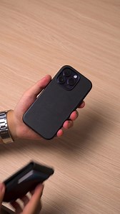 70K views · 33 reactions | Ditch the bulk. VERSA holds cards, cash, and snaps to your iPhone - premium Natural Nappa leather, built-in stand, style meets function. | Journey - JRNY | Facebook