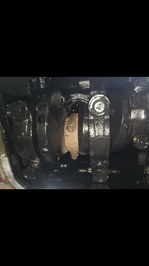 Exploring Engine Components in Detail