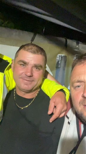 162 reactions · 3 comments | La povesti cu Unguru si Buhai 珞珞珞#mancare #fyp #viral #porc #male #fincagalan #slanina #carnat #distractie #pastrama # ferma #animale #romania #urechedeporc #km.0 #cas #traditional #spania #slaninadeelefant #ceapa #branza #pitadecasa #romania #higlandeer #cartofi #tom&jerry #egg #romania #ozn #vara #miere #maremare | Marius Galan | Facebook