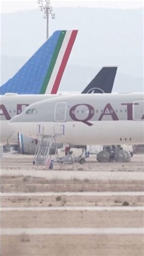 Los aviones de QATAR AIRWAYS se refugian de la guerra en TERUEL #shorts