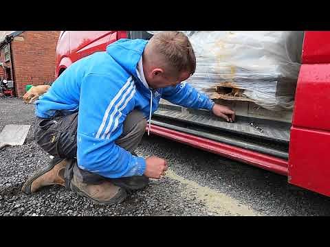 Mercedes-Benz sprinter 313cdi sliding door step track replacement