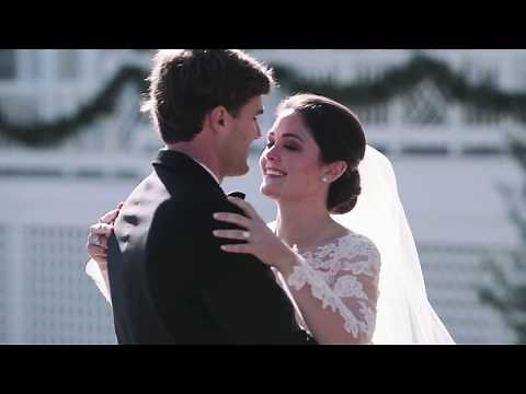 A Subtly Christmas-Themed Wedding - Martha Stewart Weddings