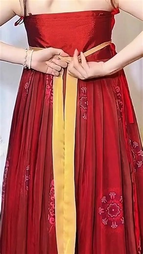 Chinese Red Traditional Clothes Hanfu #shorts #hanfu#chinesetraditional #chineseculture #shortsfeed