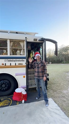 SKOOLIE holiday tour…family of six!