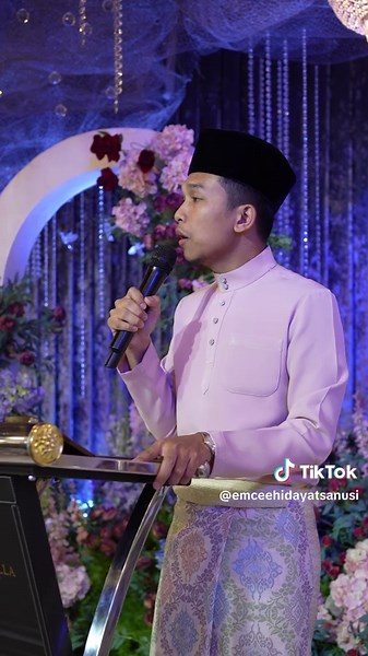 Indahnya Perarakan Pengantin dengan Selawat Jibril