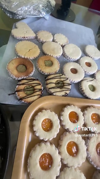 Vidéos de La pyramide (@avatar0393) avec Mi Amor - Allaoua