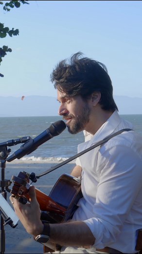 Incredible Performance of Lucky by Jason Mraz and Colbie Caillat