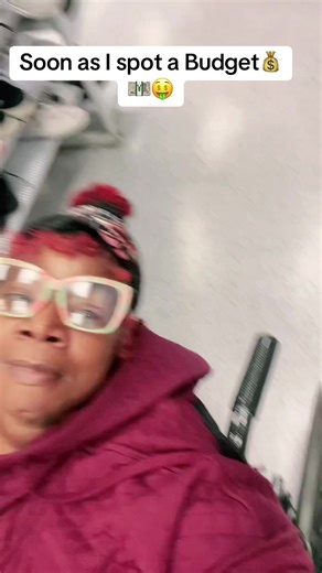 Budget Finds at Ross Dress for Less: A Comedy Sketch