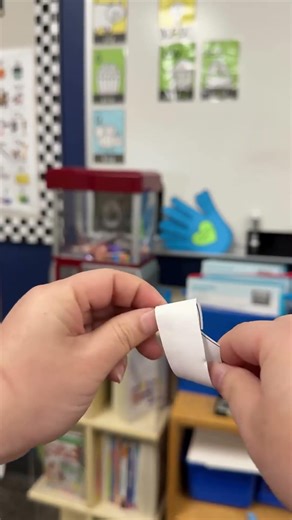 The EASIEST Low-Prep New Year’s Craft for Your Classroom! ✨