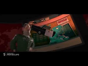 Monsters vs Aliens, but it's just Miss Ronson screaming