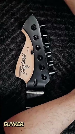 An Unboxing and Installation of Guyker Locking Tuners by ‪@SergioGrassiLuthier‬