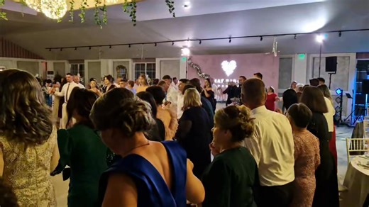 Nadis ♥️ 🎤🎺🎷🎹🥁 #nadis_live #Suceava #Bucovina #Madrigal_Events #nunta2025 #formatielive | Formatia NADIS Official