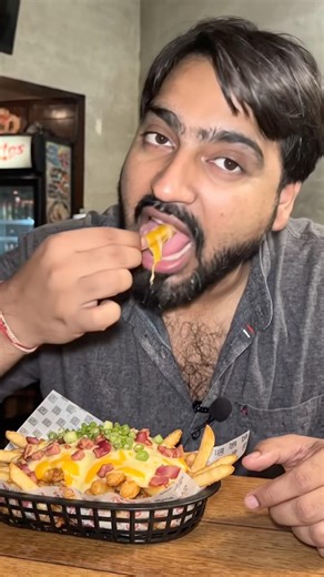 I am eating a loaded fries 🍟 #food #extreme ￼