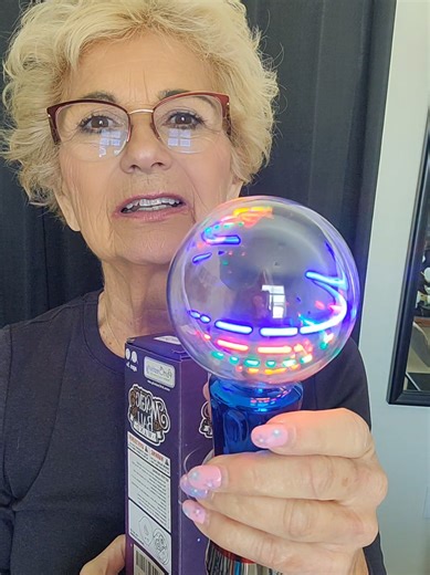 Art Creativity Light Ball #magicball #spinninglight #lightupball light toy