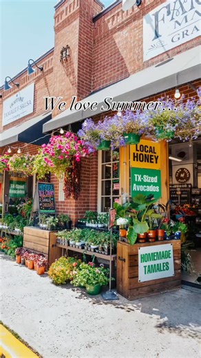 Who’s ready?! 🍂🎃 Grapevine Vintage Railroad’s Witches Brew Tickets are on sale! 🧹 This 21 Halloween train ride blends Texas craft brew and spooky vibes! Dress in your best costume & get ready for a hauntingly good ride. 🚂 Get your tickets now with the link in our bio. 👻 | Visit Grapevine