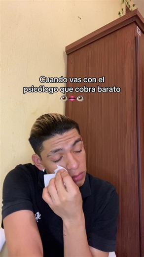Cuando vas con el psicólogo que cobra barato | Psychologist