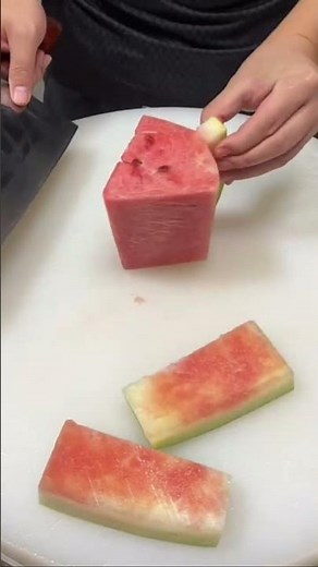 How to Do Simple Watermelon Chopping Tricks for Amazing Fruit Art ✅