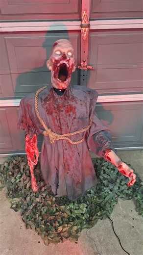 Rocking zombie custom prop.
