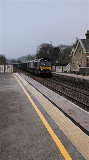 66 689 'Evening Star' Horton In Ribblesdale Quarry to Brindle Heath at a stormy Settle
