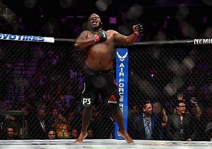 UFC News: Derrick Lewis explains why he took off his pants after his UFC 229 fight