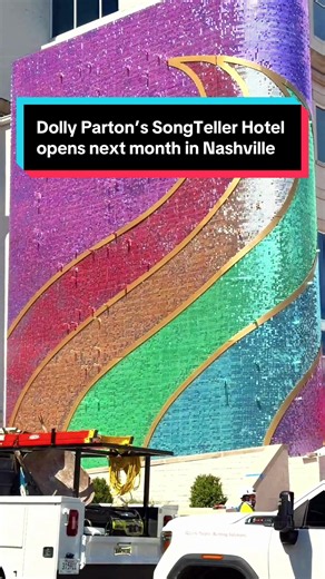 Dolly Parton’s @SongTeller Hotel is coming together 🤩🏩 Bookings are now open for rooms starting mid-September on their website! 🛌 The 12-story hotel will feature 245 rooms with four layouts. The Six Sisters Suites will sleep up to six and the SongTeller Suite will have two floors. 📍 211 Commerce St. #Nashville #615 #DollyParton #Country #Travel