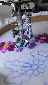 This stitch is done in free-motion embroidery using a normal sewing machine 🧵 With the right technique, even simple stitches can create rich texture and depth. I teach embroidery step-by-step so anyone can learn — beginners included 🌸 ✨ Want to master this skill? 👉 Send me a message to join my live classes #freemotion #normalsewingmachine #normalsewingmachineembroidery | Sarangu Jaree