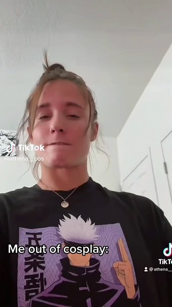 Muscle Queen Cosplay Transformation: Kassandra vs Wonder Woman vs Korra