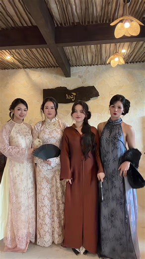 Gợi Ý Những Mẫu Áo Dài Đẹp Nhẹ Nhàng cho Mẹ và Bé