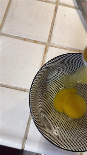 Fresh Animal Organs vs. Raw Muscle: Nutrition Insights