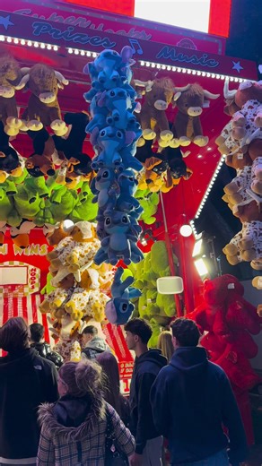 61K views · 359 reactions | Games have always been a popular feature at Nottingham Goose Fair centuries before riding machines become a feature in 1855. Danny Smith has some of the largest games at Nottingham Goose Fair and are located at the bottom of the ground near Ice Jet. What games do you enjoy testing your skill on? Nottingham Goose Fair is open tonight until 10.30. | Nottingham Goose Fair | Facebook