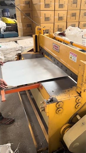 Side cutting machine