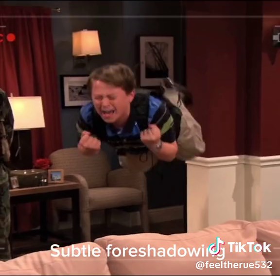 Nevel Papperman Hates Dangling - ICarly Webcast Song