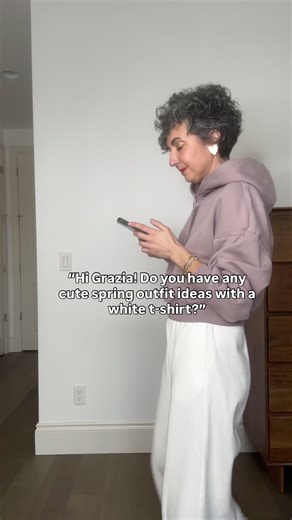 5 Ways to Style a White T-Shirt