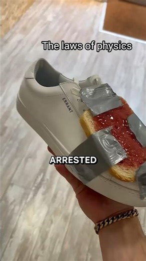 Glitch in the matrix 😳