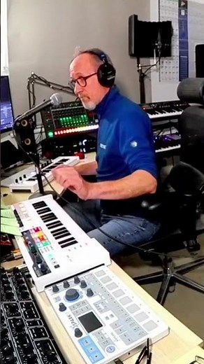 MIDI Sequencing 4 synths with Keystep Pro #midi #arturia