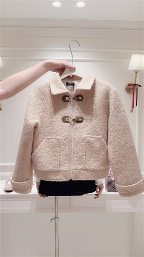 Stylish Holiday Outfits from Seolia Collection