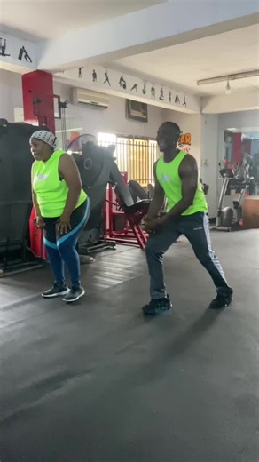 Understanding Diastasis Recti: Abdominal Muscle Separation Explained