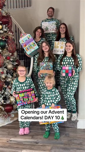 Day 10 of opening our Advent calendars every day until Christmas!🎁 #adventcalendar #christmas2025 #family #siblings #christmas | The Weiss Life