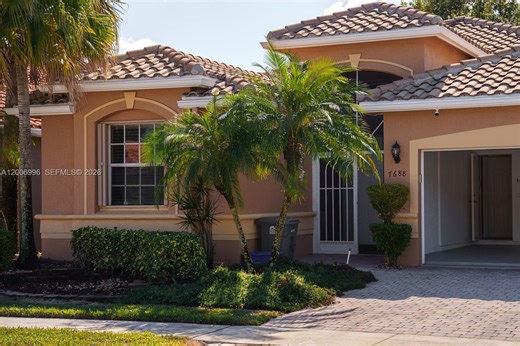 7688 Trapani Ln, Boynton Beach, FL 33472 - MLS A12006996 - Coldwell Banker