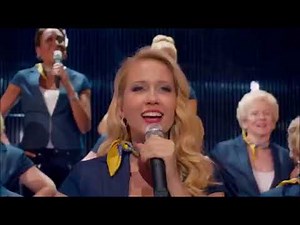 Pitch Perfect 2 Final (Flashlight) Lyrics
