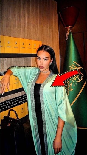 Georgina Outtfits worth 👜#ootdguide #shortsfeed #gorginarodriguez #cr7#fashionstyle #foryou#gorgina