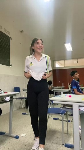 Engaging Classroom Demonstration with Student Participation