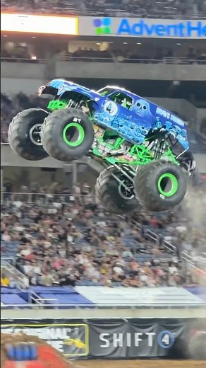 Grave Digger Fire & Ice Leap 💨 #2026 #shorts #monstertruck #monsterjam #truck #crash #save #truck