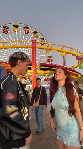 Estamos en Los Angeles | Lola Hanson